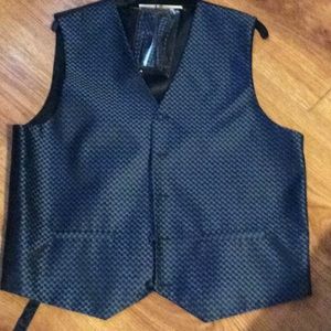 Men’s Vest with Tie and Hankerchief